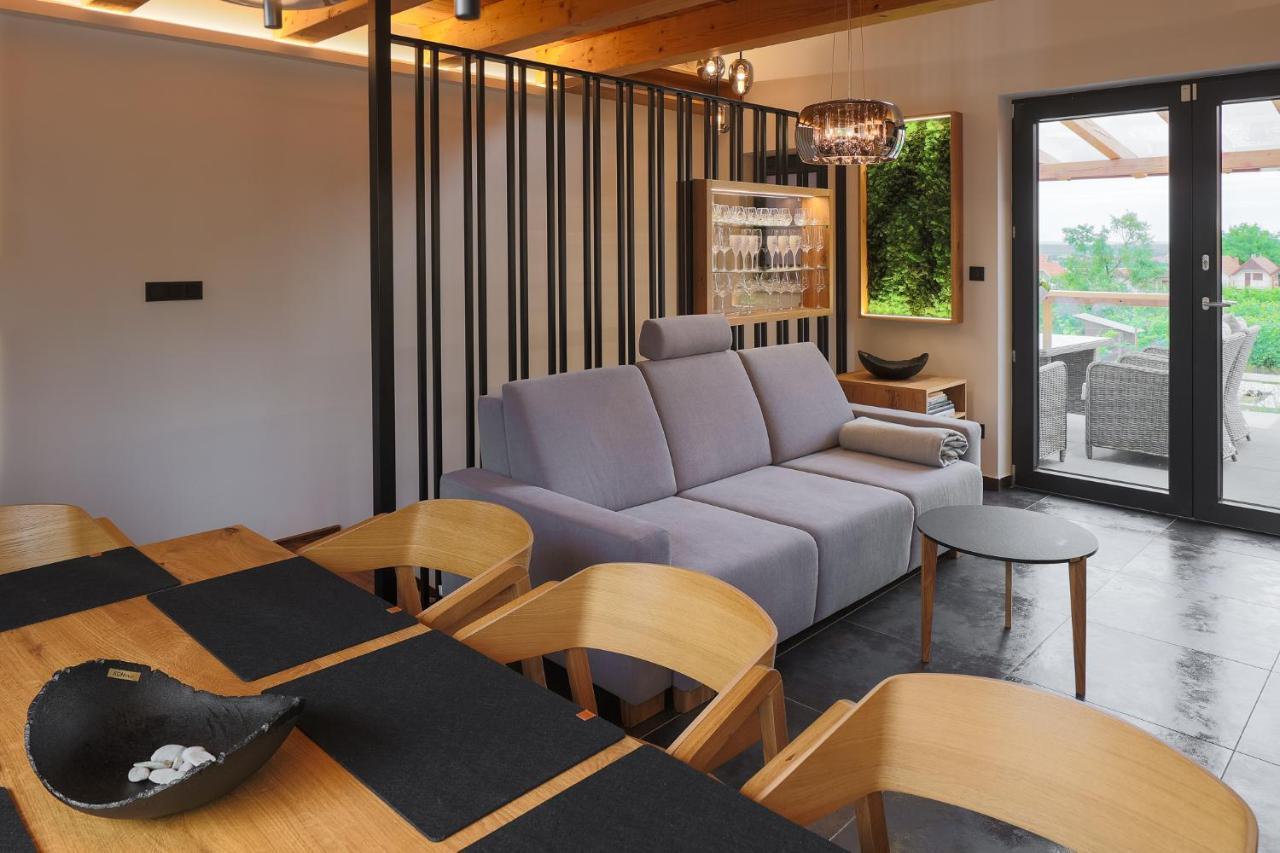 Holiday home Meditrine